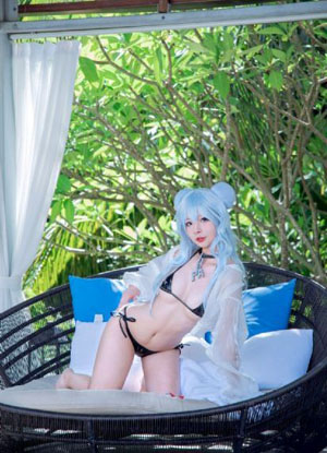 年轻的阿姨